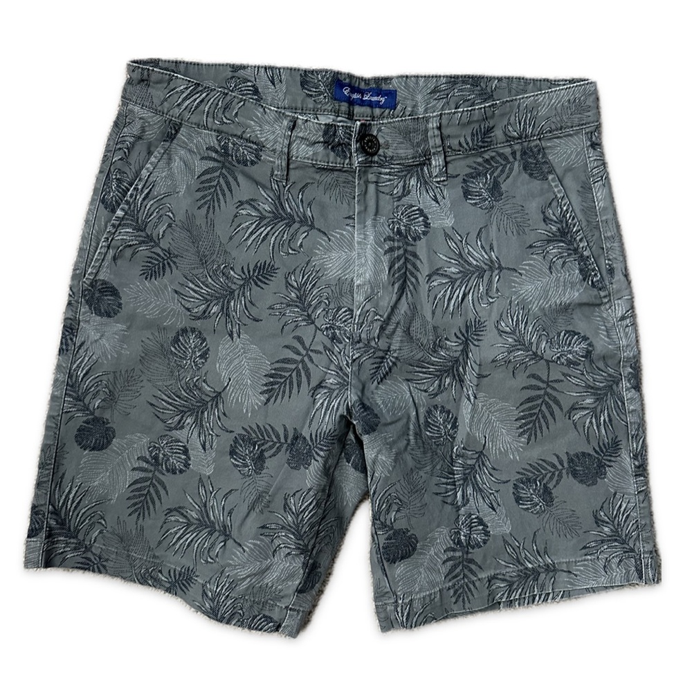 EUC English Laundry Gray Patterned Shorts size 32